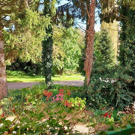 Perchee Avec Terrasses, Salle De Bain, Kitchenette, Petit-dejeuner Inclus Et Acces Piscine. - Fr-1-600-233 Izé