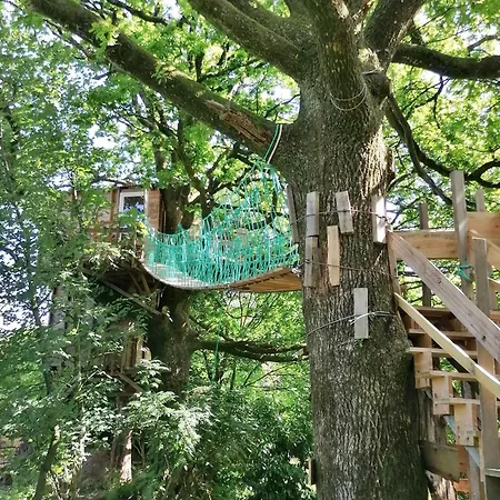 Couette-café Perchee Avec Terrasses, Salle De Bain, Kitchenette, Petit-dejeuner Inclus Et Acces Piscine. - Fr-1-600-233 Izé